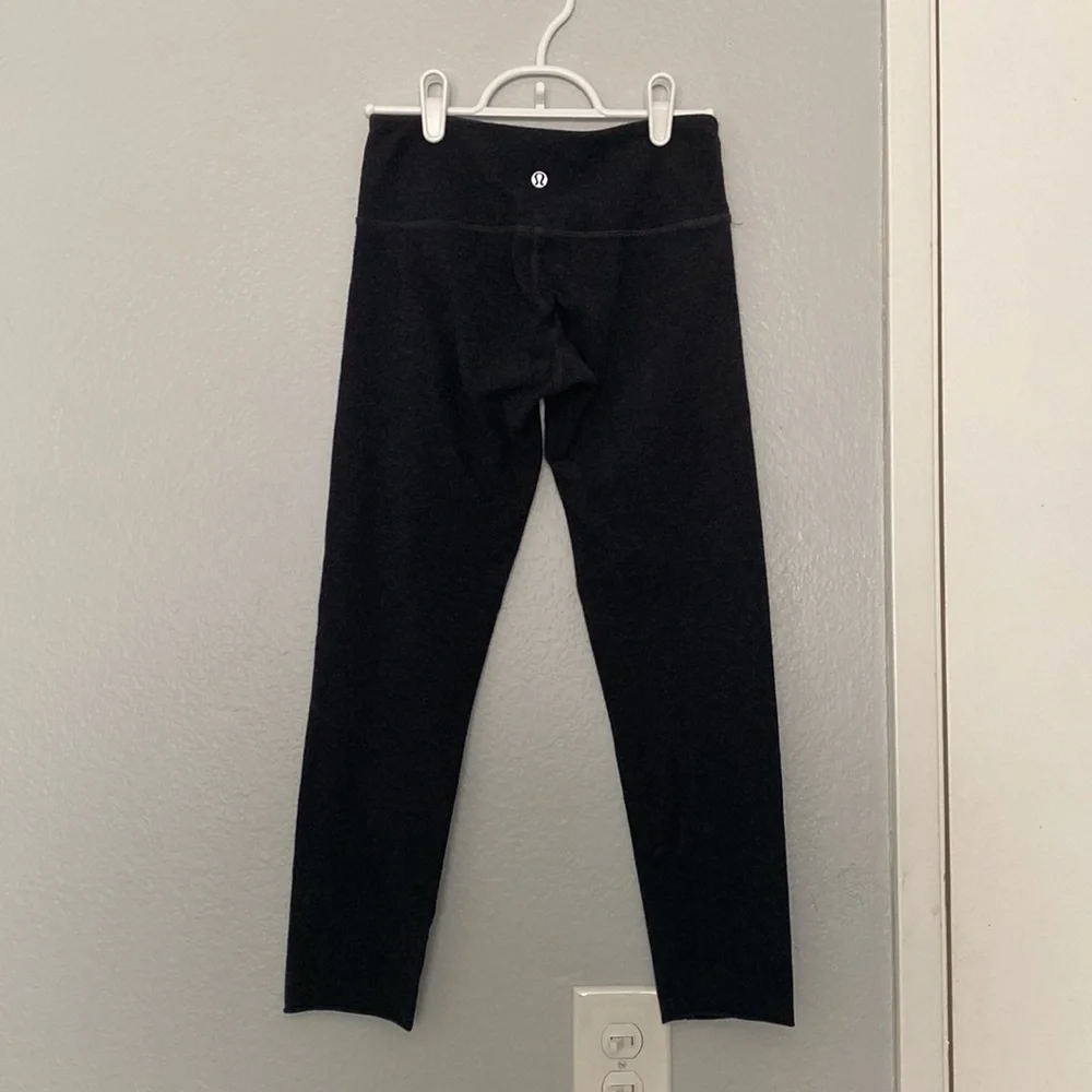 lululemon leggings - Picture 4 of 4